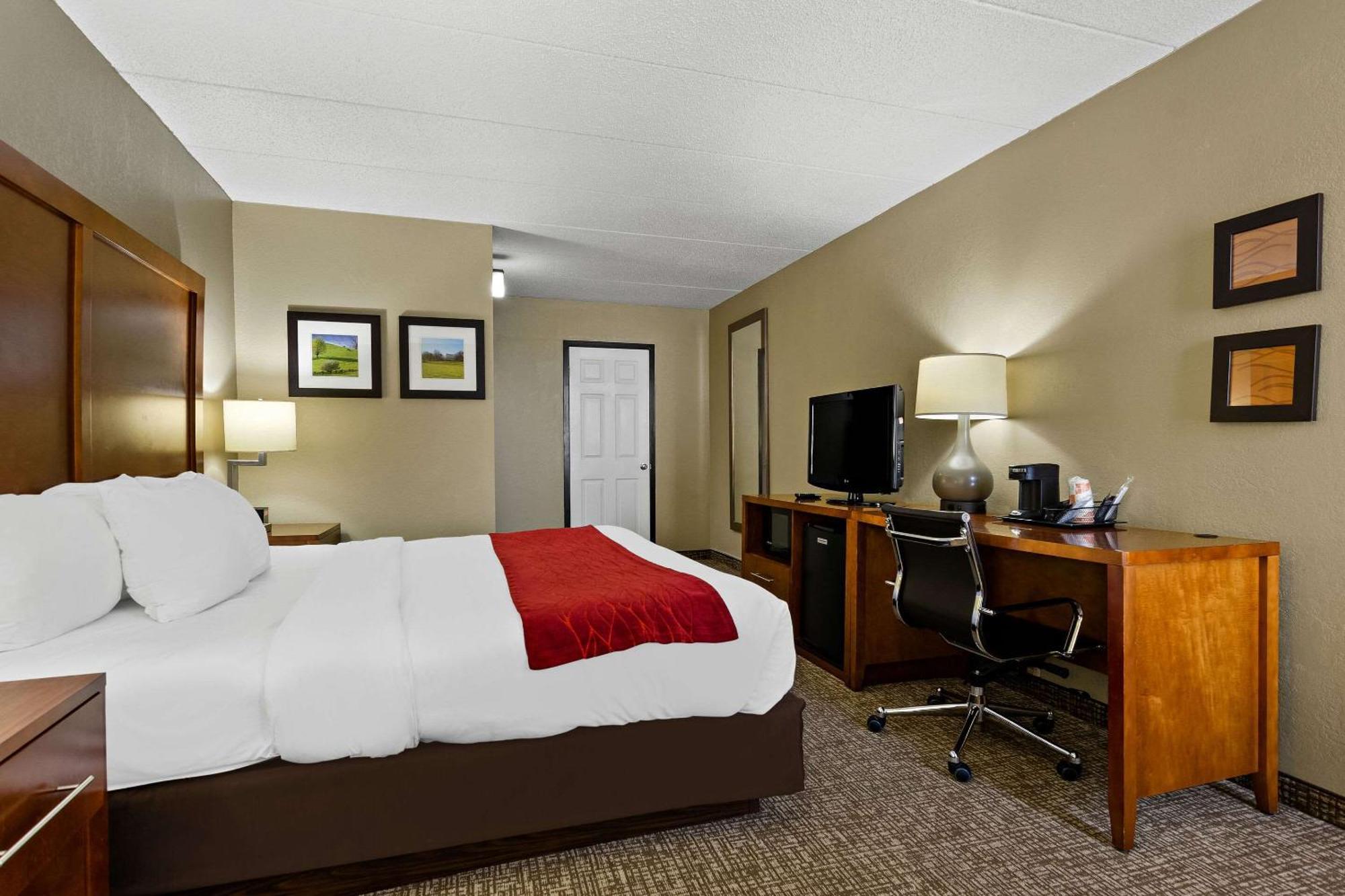 Comfort Inn Wytheville Exterior photo
